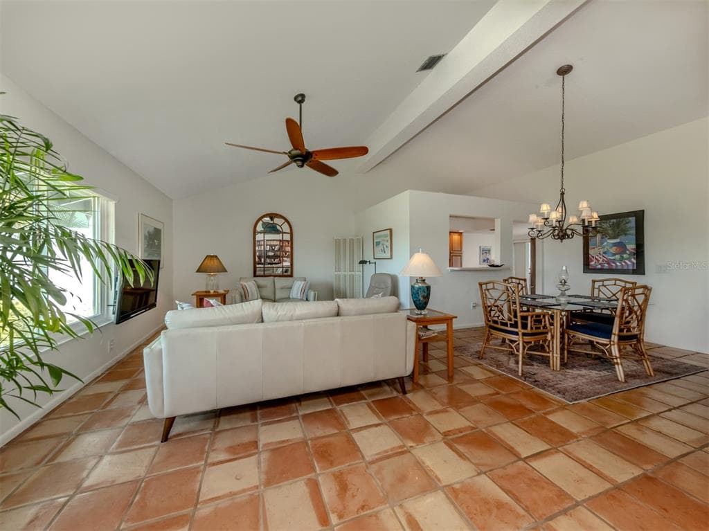 786 SARABAY ROAD 19 photo 21