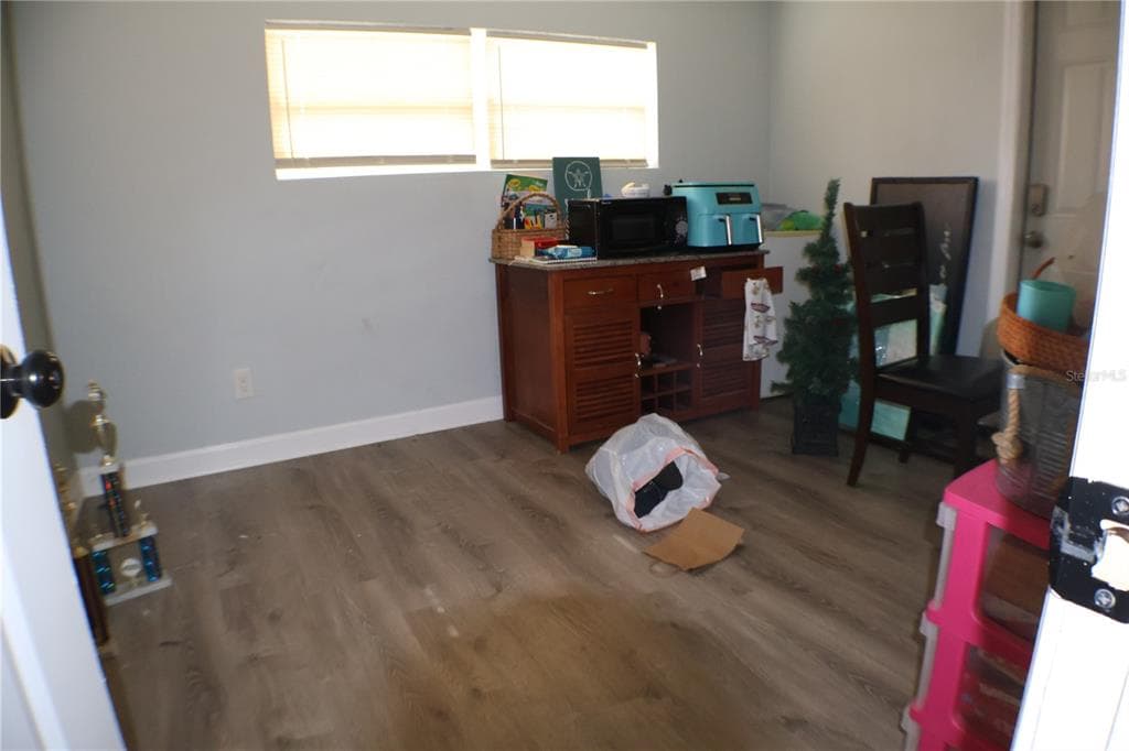 731 CONREID DRIVE NE photo 11