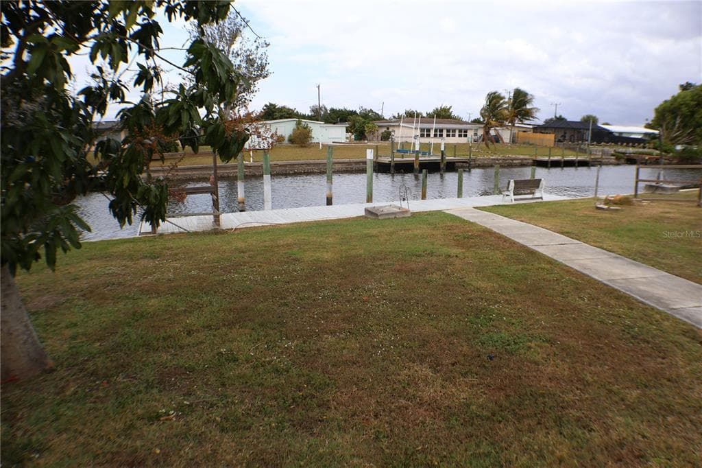 731 CONREID DRIVE NE photo 19
