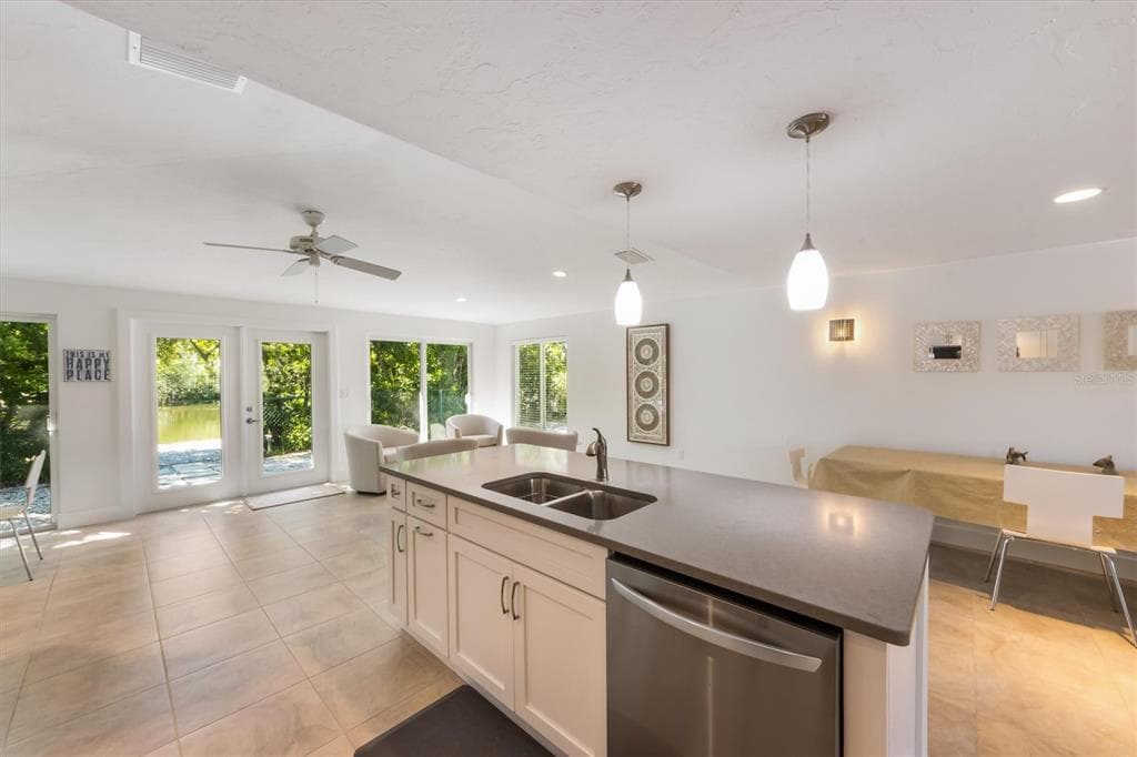 413 POINSETTIA ROAD photo 12