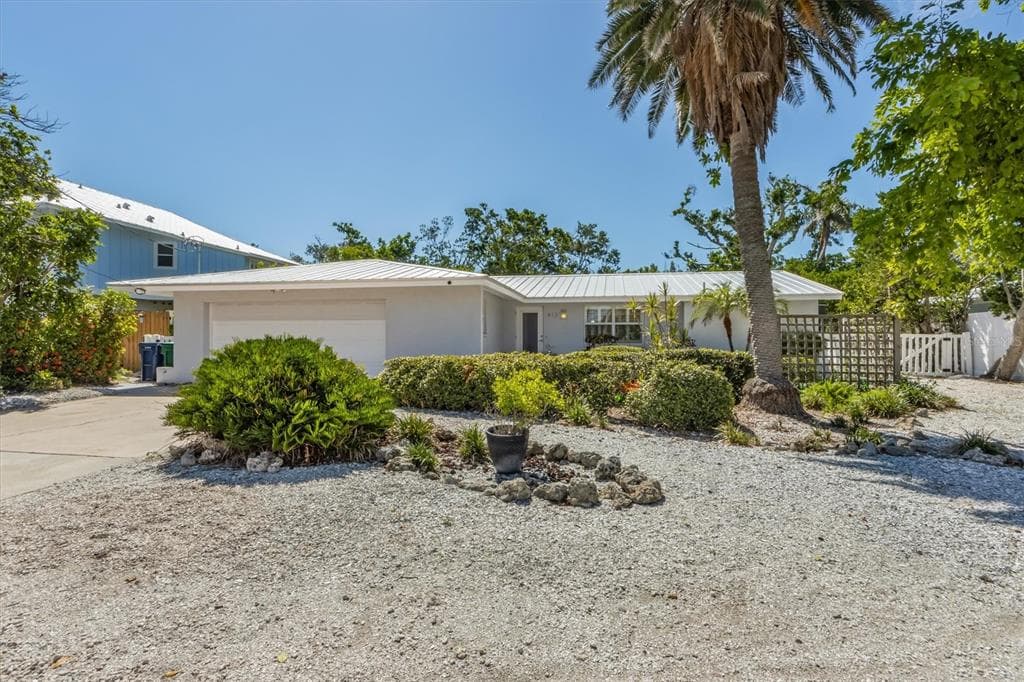 413 POINSETTIA ROAD photo 1