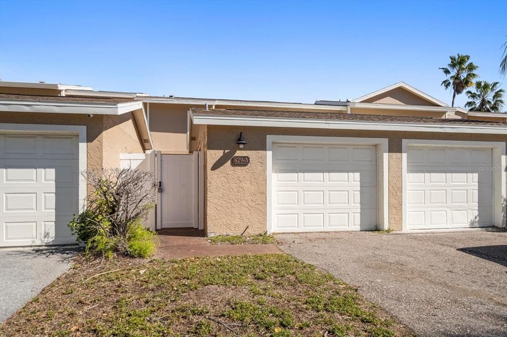 829 E GULF BOULEVARD 107 photo 2