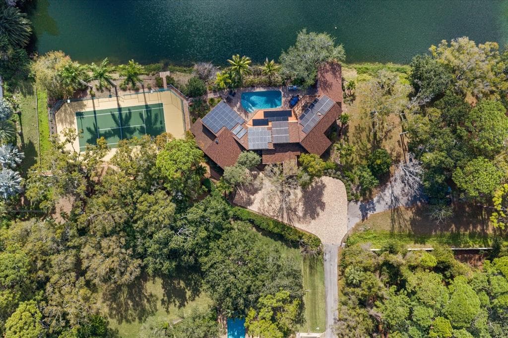 2402 PINE HAMMOCK photo 1