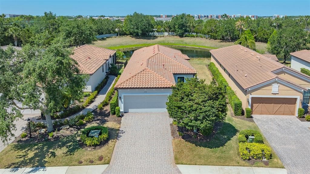 5352 VACCARO COURT photo 1