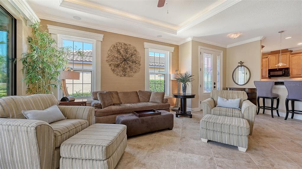 5352 VACCARO COURT photo 11