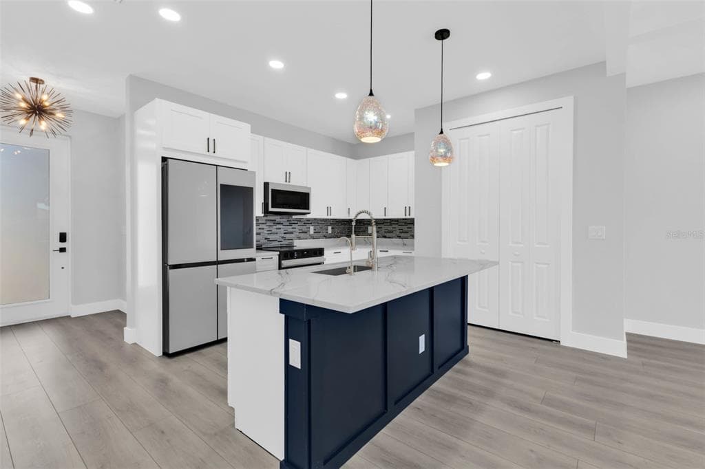 1323 WESLEY DRIVE 112 photo 8