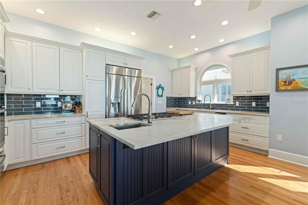 2207 5TH STREET W photo 19