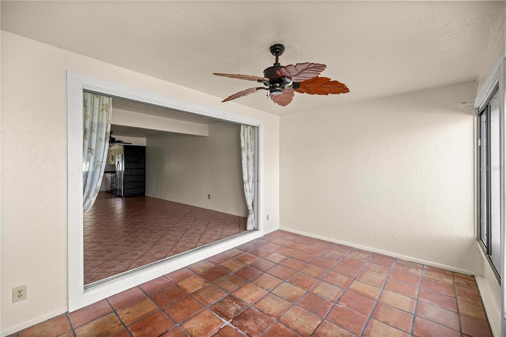 11001 SE SUNSET HARBOR ROAD B14 photo 11