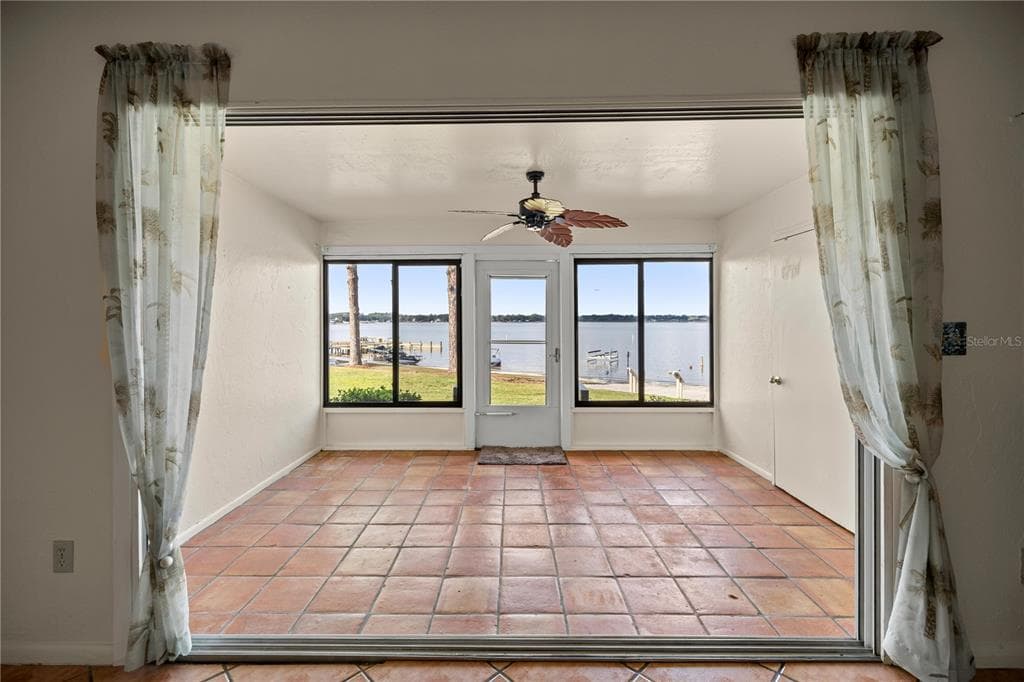 11001 SE SUNSET HARBOR ROAD B14 photo 8