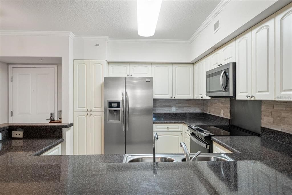4516 SEAGULL DRIVE 614 photo 8