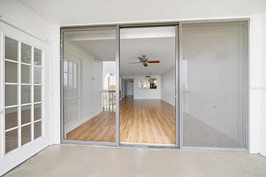 11590 SHIPWATCH DRIVE 447 photo 15
