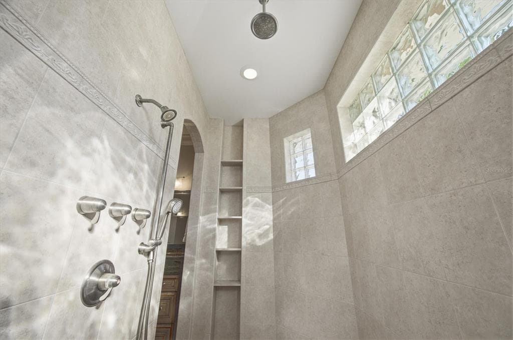 15140 ALSASK CIRCLE photo 20