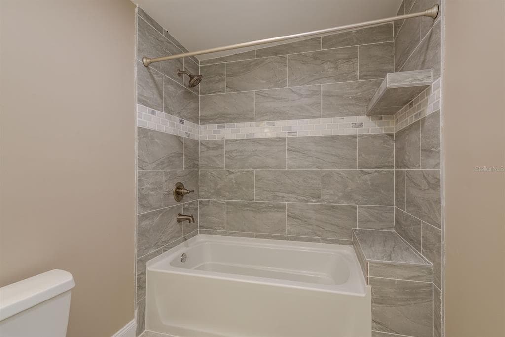 302 SHORE DRIVE photo 22