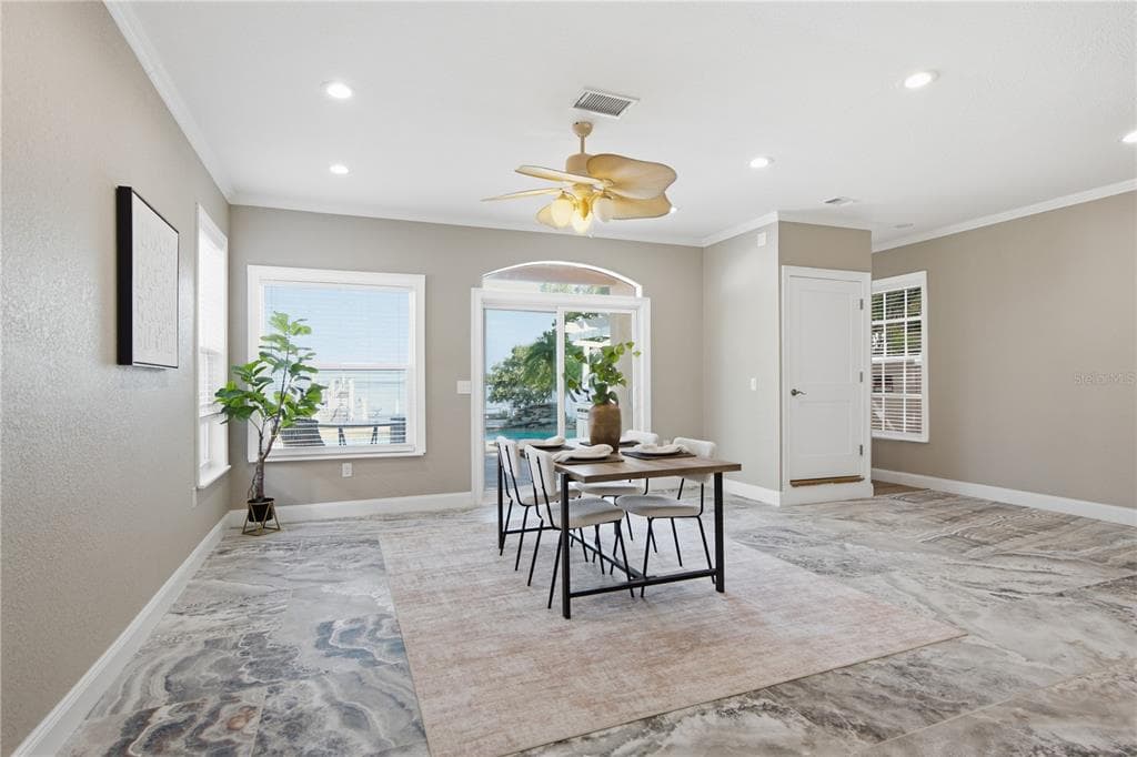 302 SHORE DRIVE photo 14