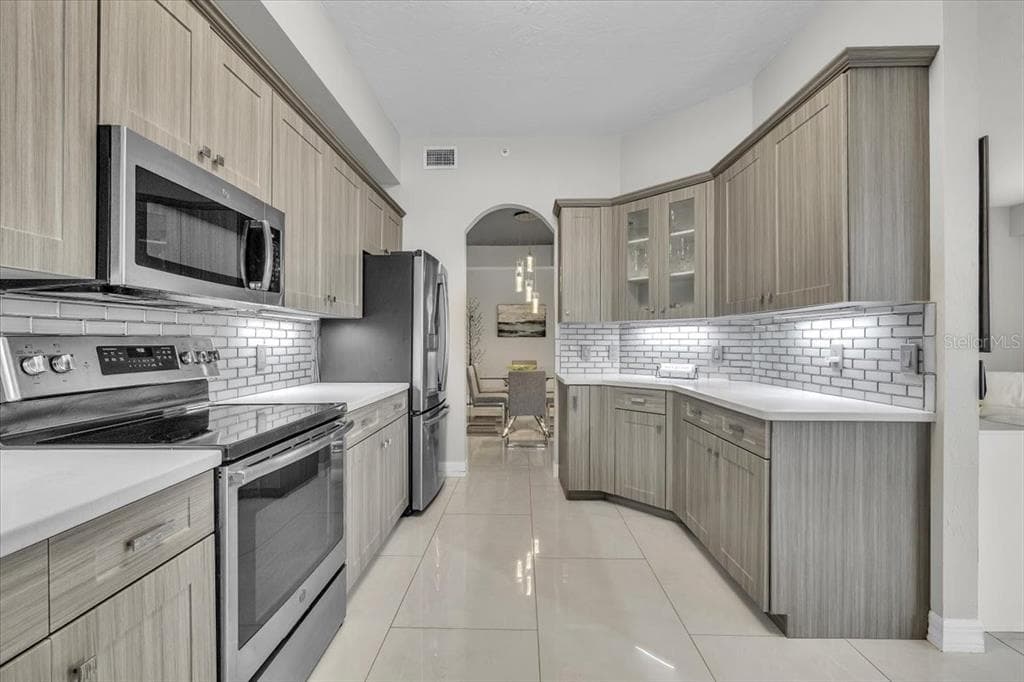 129 BREAKERS COURT 121 photo 16
