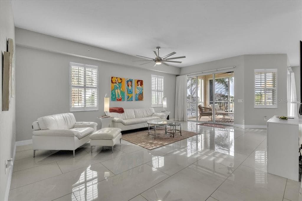 129 BREAKERS COURT #121 5