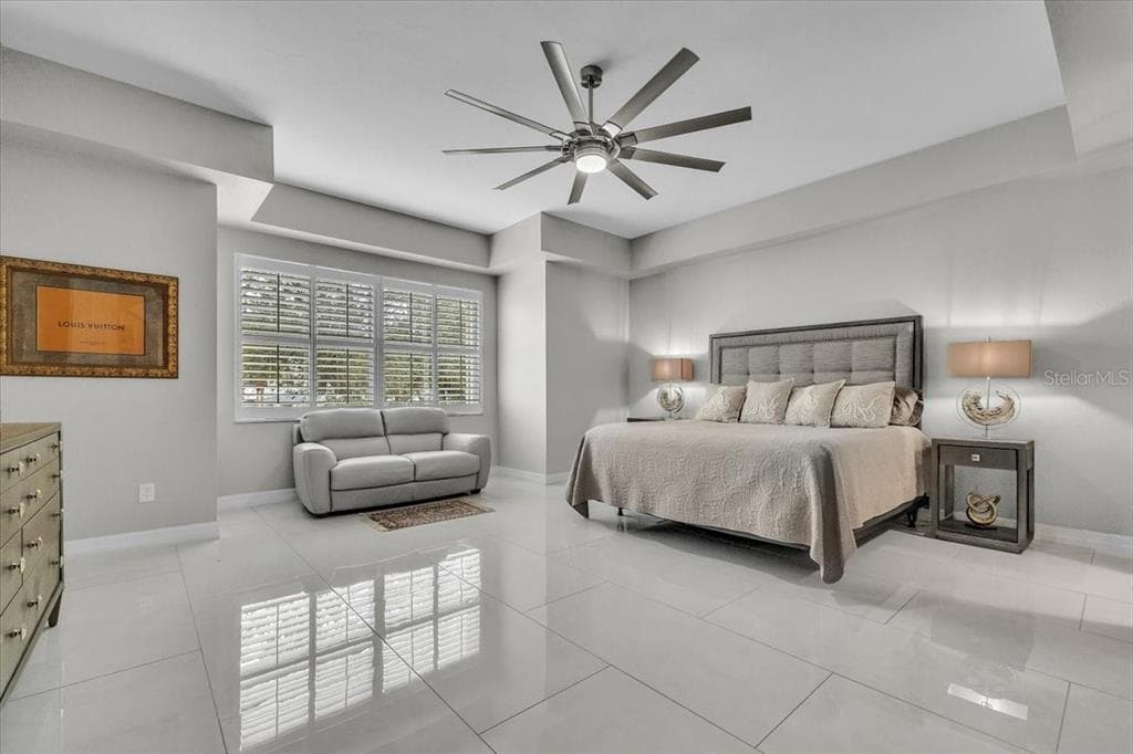 129 BREAKERS COURT 121 photo 25
