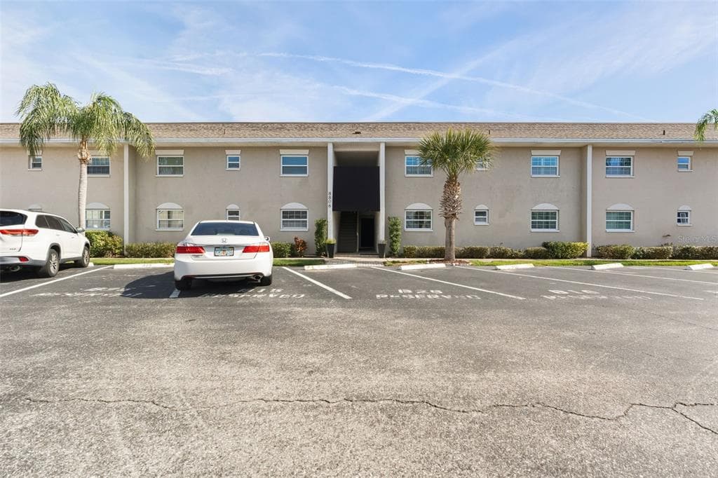 8806 BAY POINTE DRIVE 206 photo 6