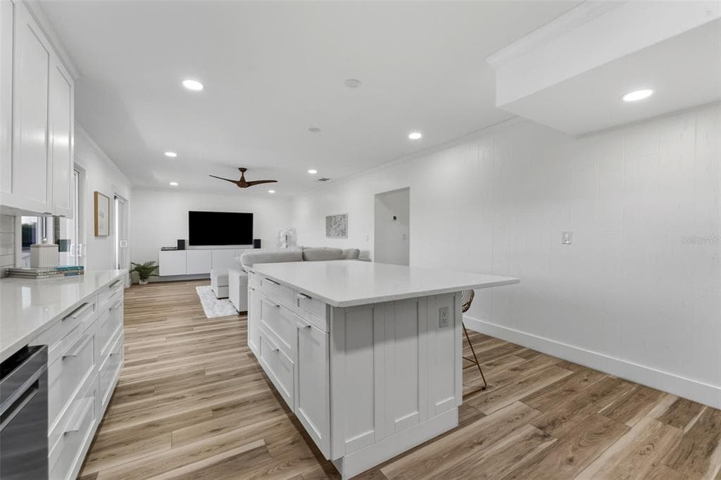 8806 BAY POINTE DRIVE 206 photo 13