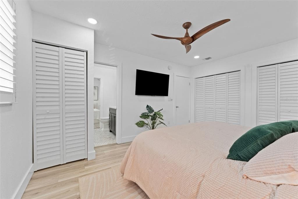 8806 BAY POINTE DRIVE 206 photo 17
