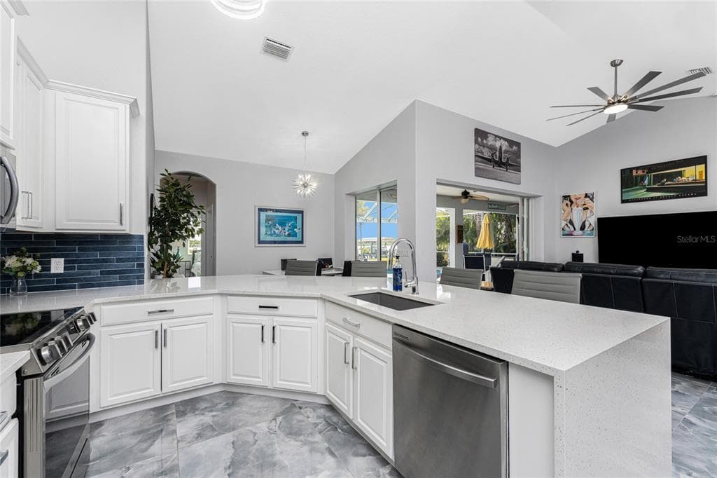 16168 LA BARGE CIRCLE photo 12