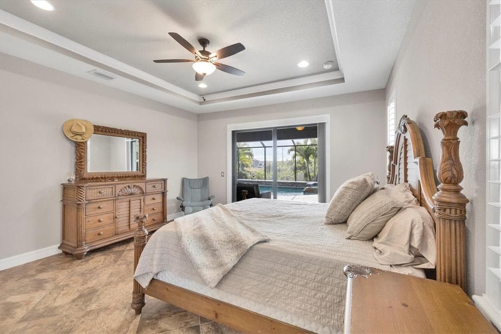 9588 GALAXIE CIRCLE photo 15