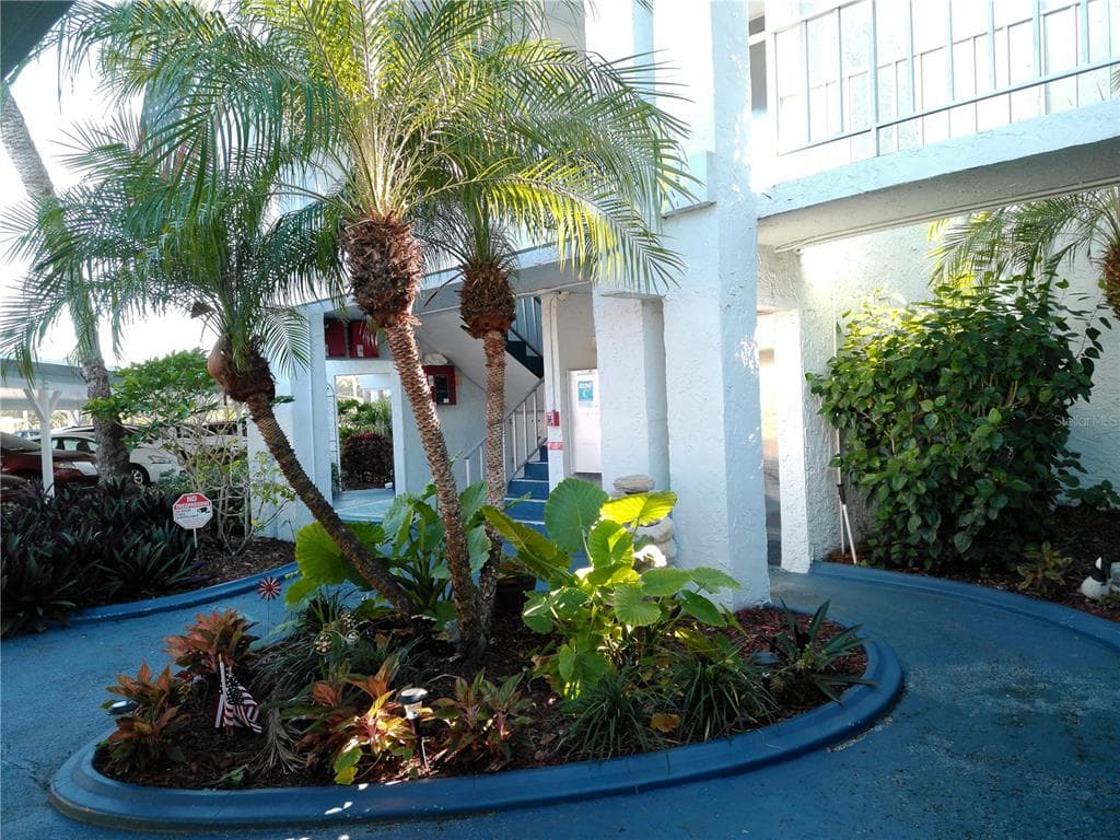225 COUNTRY CLUB DRIVE C326 photo 10