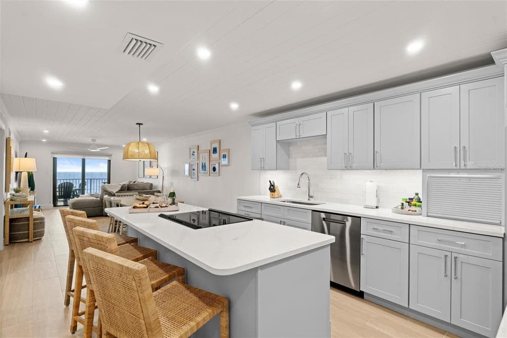 4201 S ATLANTIC AVENUE 510 photo 10