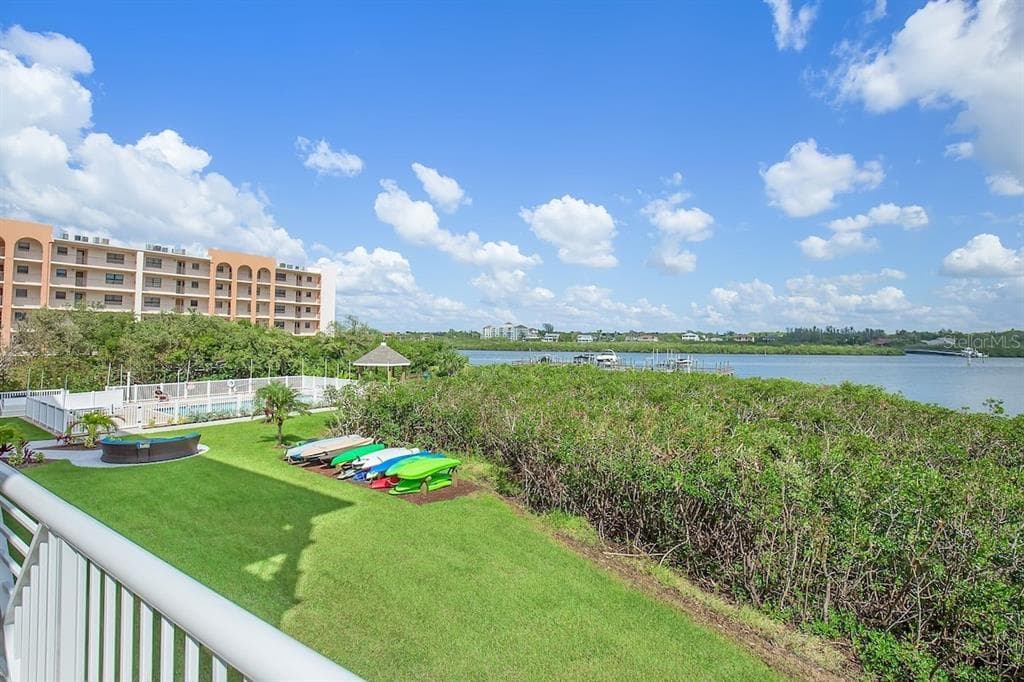 19519 GULF BOULEVARD 206 photo 12