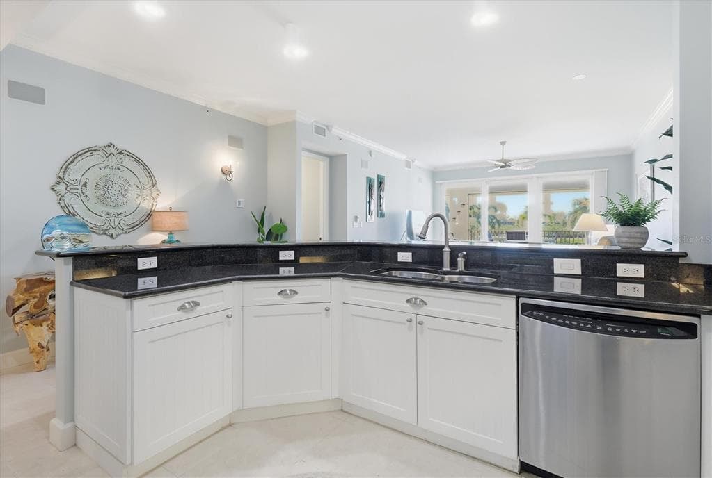 11200 HACIENDA DEL MAR BOULEVARD B-204 photo 13