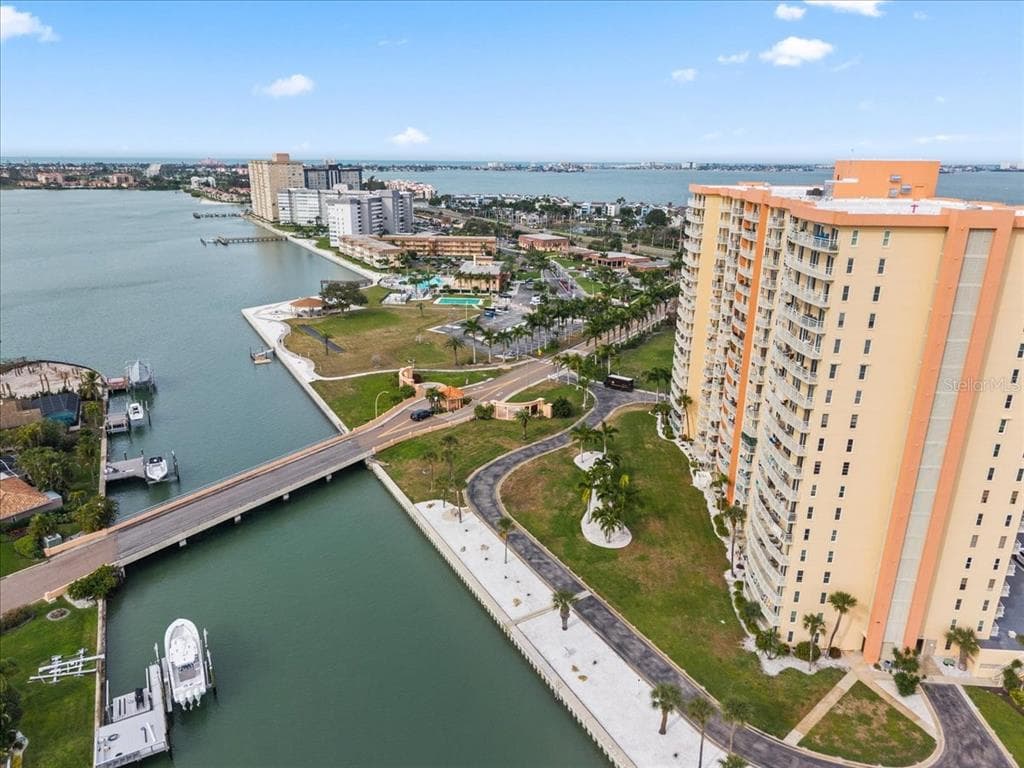 4900 BRITTANY DRIVE S 1808 photo 24