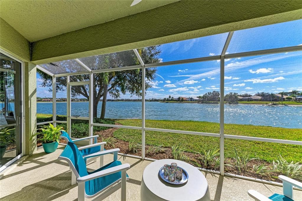 6527 MOORINGS POINT CIRCLE 101 photo 1