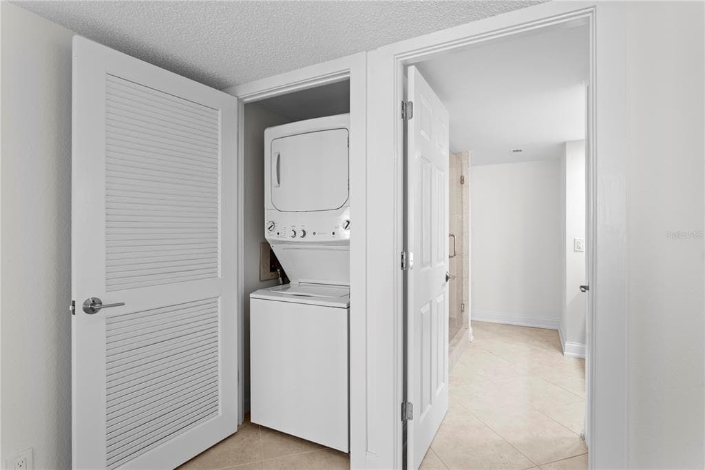 1430 GULF BOULEVARD 610 photo 23