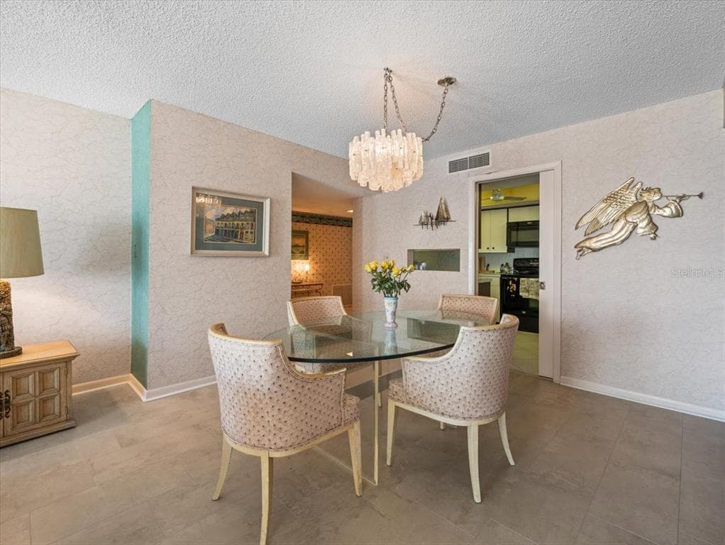 1400 GULF BOULEVARD 806 photo 13