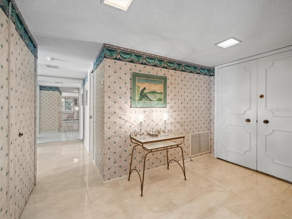 1400 GULF BOULEVARD 806 photo 10