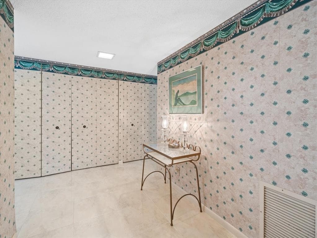1400 GULF BOULEVARD 806 photo 11