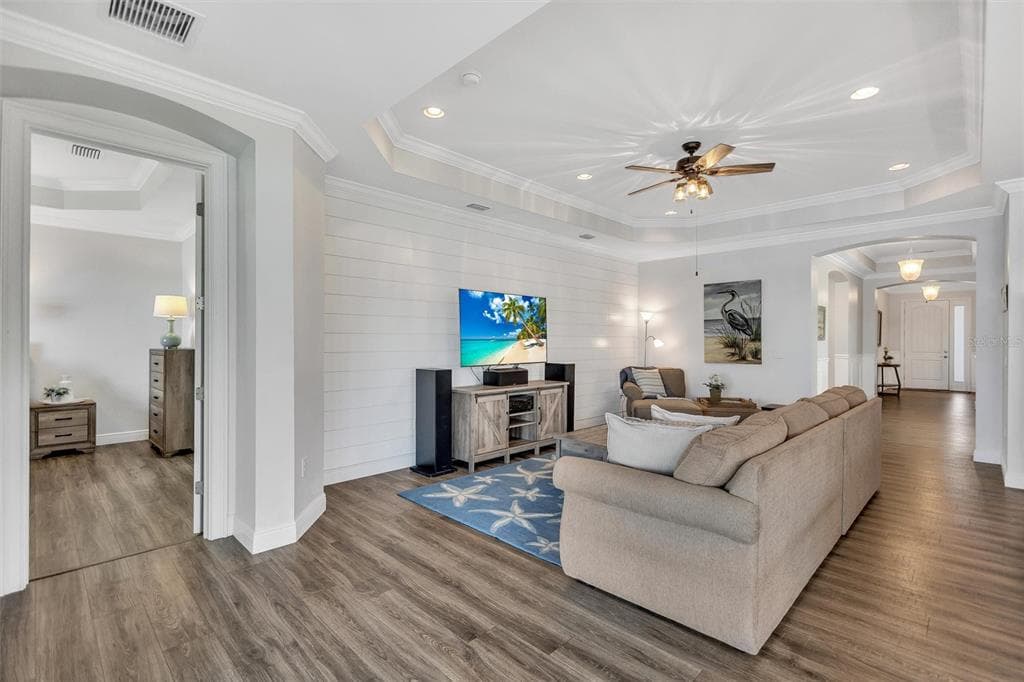 159 TOSCAVILLA BOULEVARD photo 18