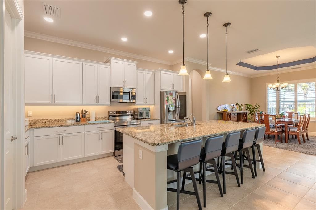31 S RIVERWALK DRIVE photo 17