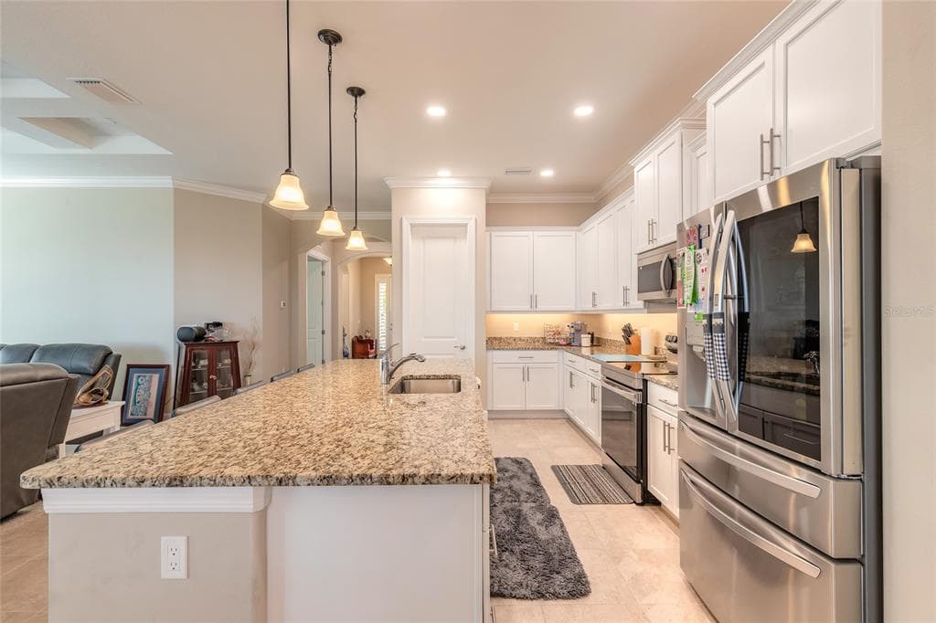 31 S RIVERWALK DRIVE photo 16