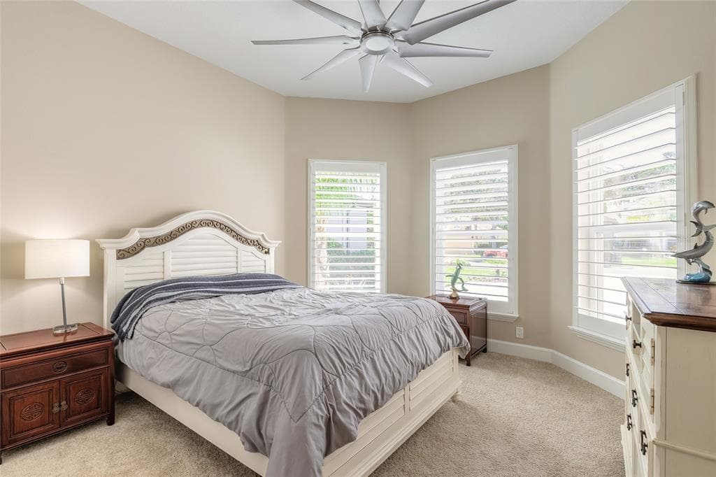 31 S RIVERWALK DRIVE photo 21