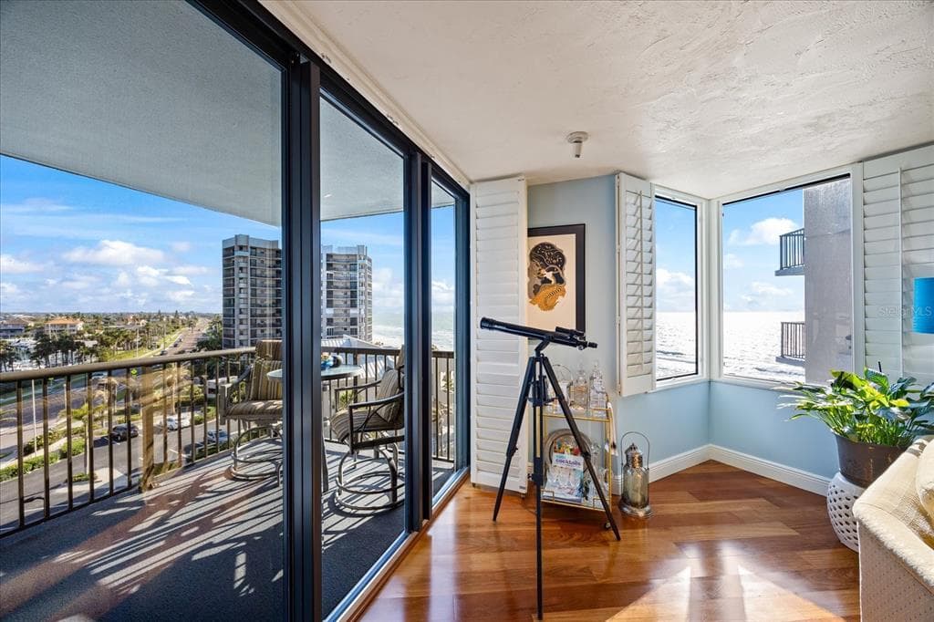 1600 GULF BOULEVARD 618 photo 13