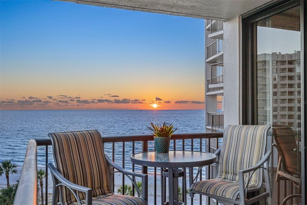 1600 GULF BOULEVARD 618 photo 1