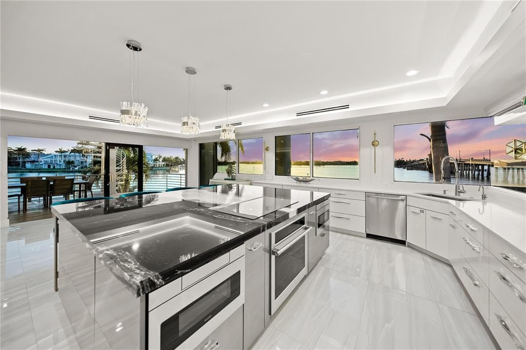 1400 SIESTA DRIVE photo 18