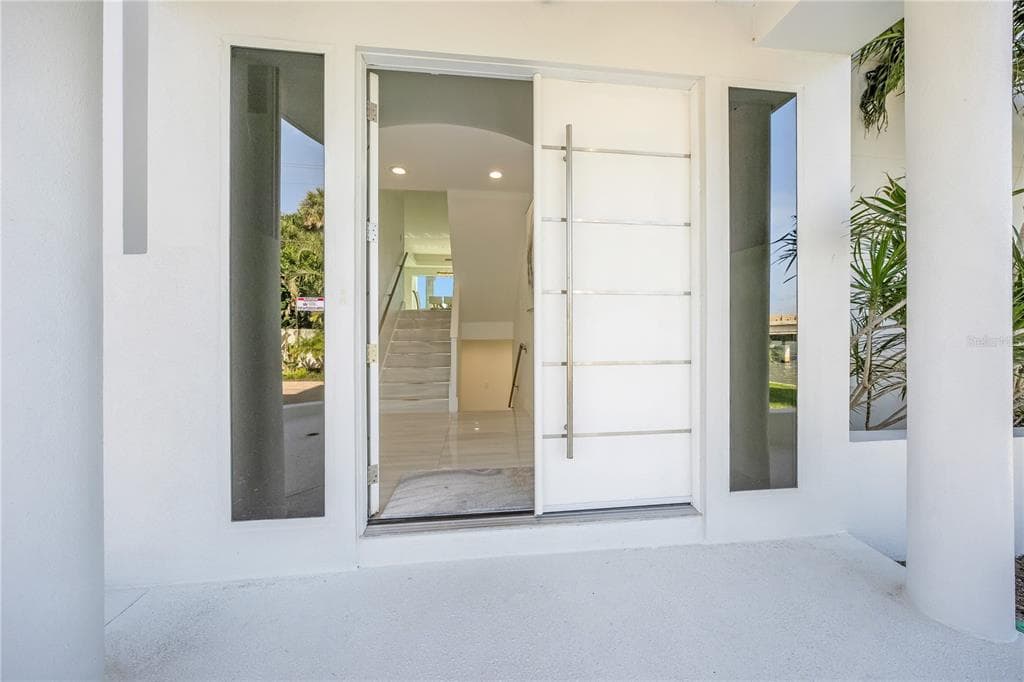 1400 SIESTA DRIVE photo 4