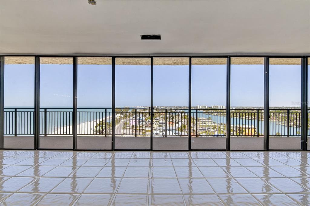 7650 BAYSHORE DRIVE 1105 photo 9