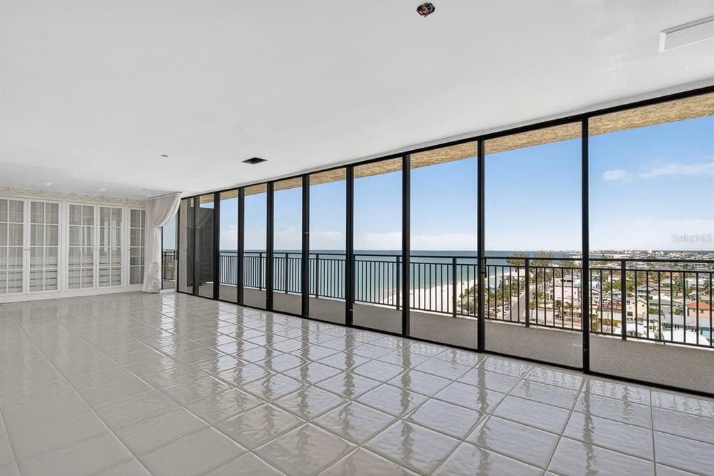 7650 BAYSHORE DRIVE 1105 photo 10