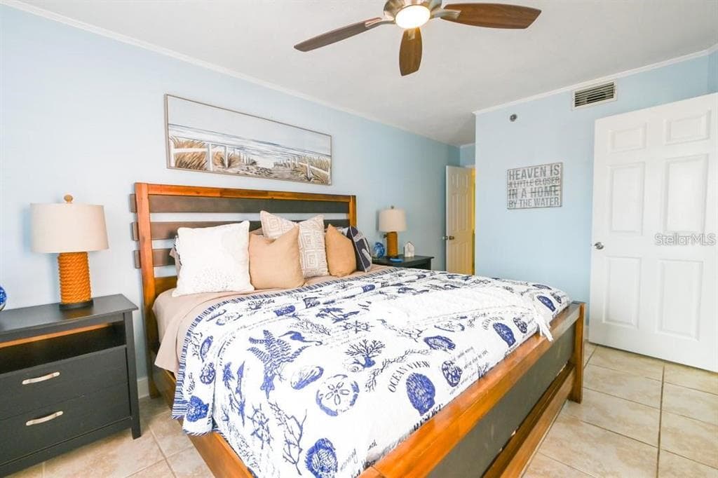 18450 GULF BOULEVARD 103 photo 15