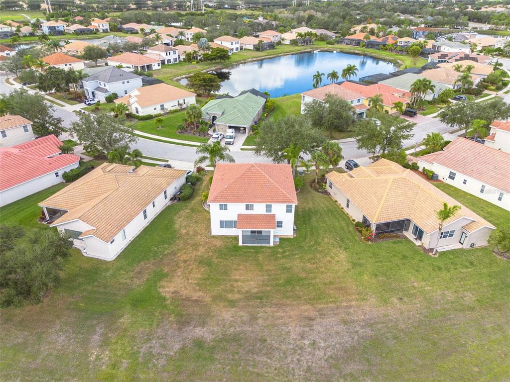 9028 WILLOWBROOK CIRCLE photo 6