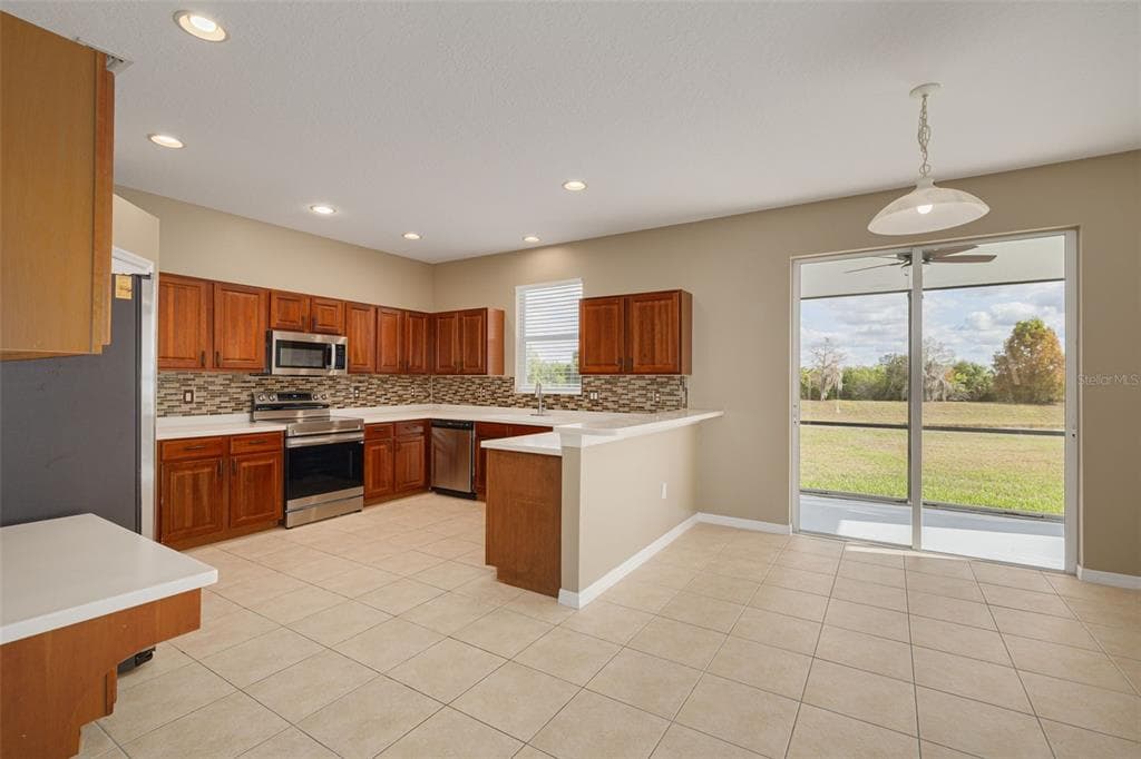 9028 WILLOWBROOK CIRCLE photo 7