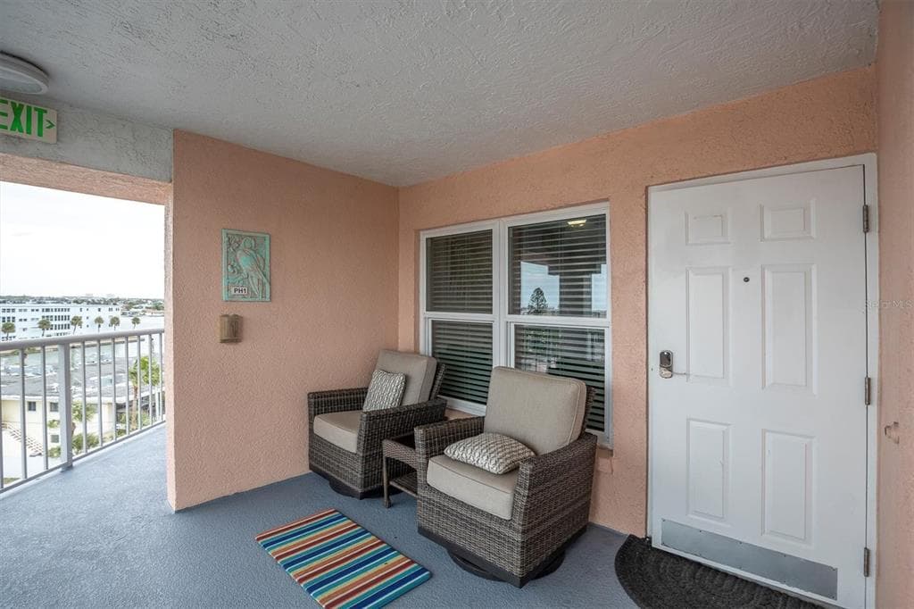 5445 GULF BOULEVARD PH1 photo 6